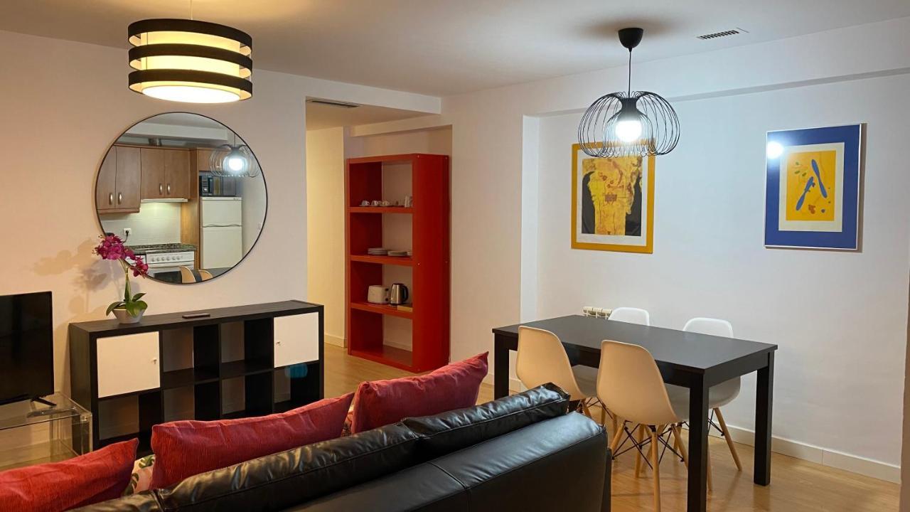 Lc Apartamentos Cesar Augusto Zaragoza Exterior foto